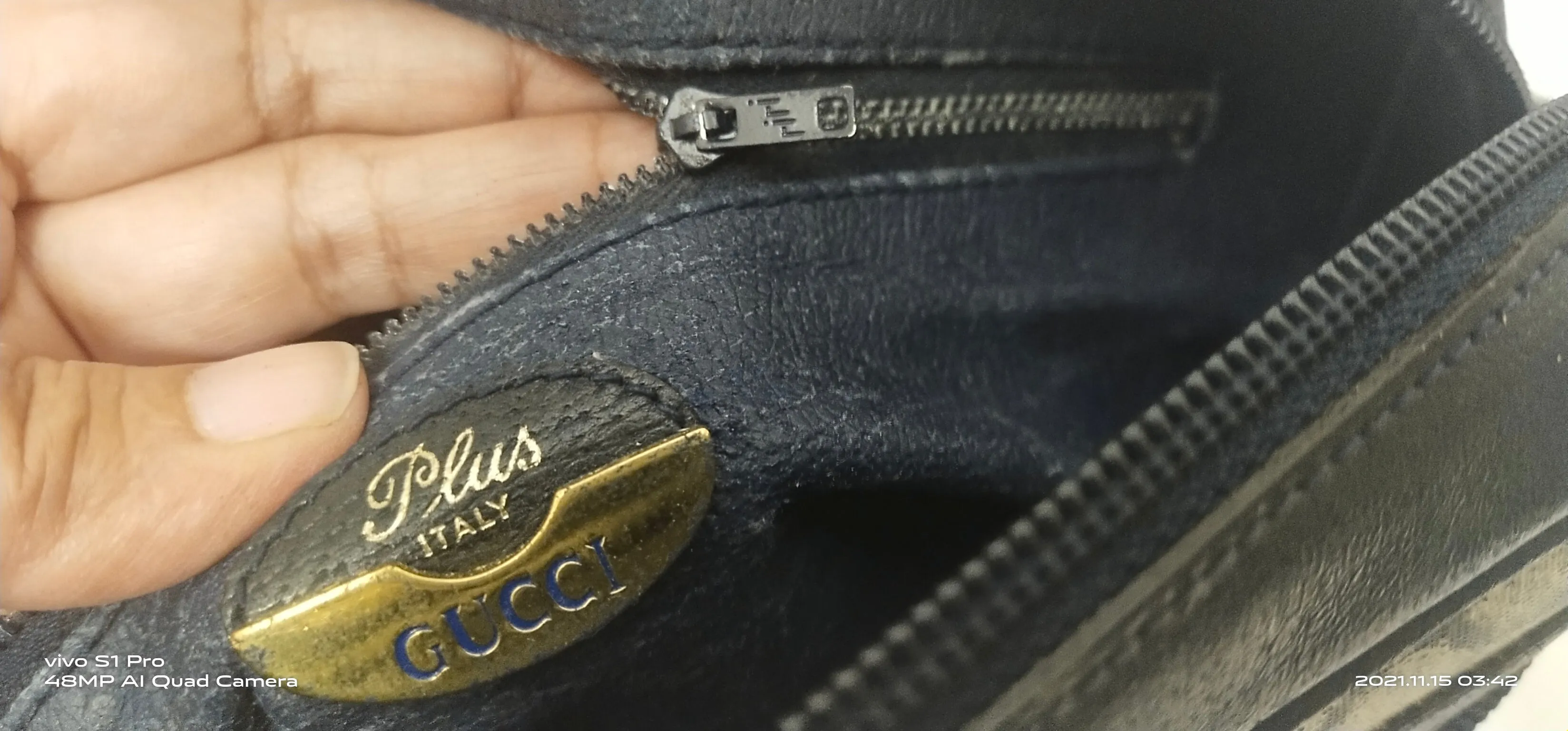 Authentic Vintage GUCCI PLUS Web Navy GG PLUS Monogram Canvas Crossbody Bag 