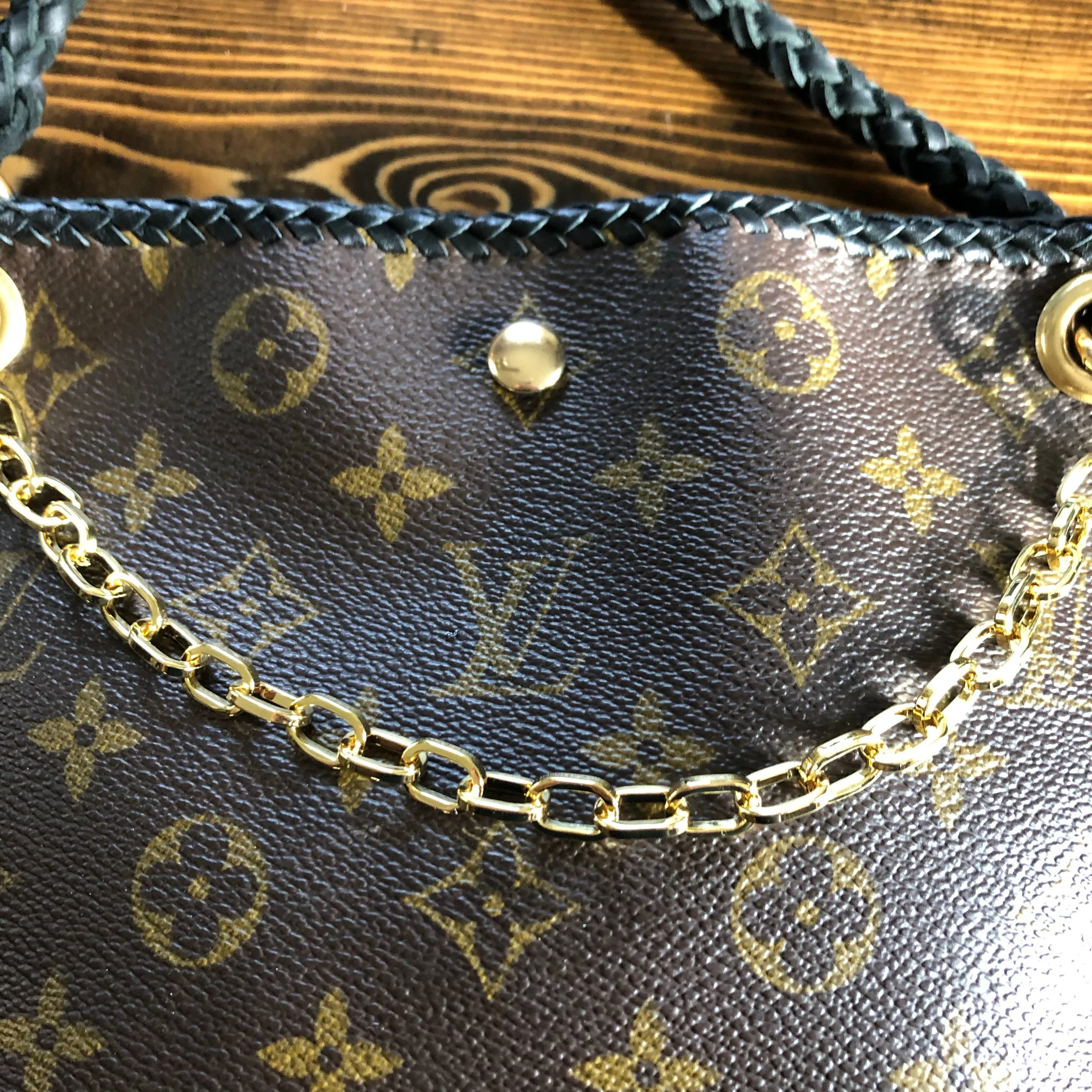 The Nuthatch - Vintage Monogram Black Crossbody